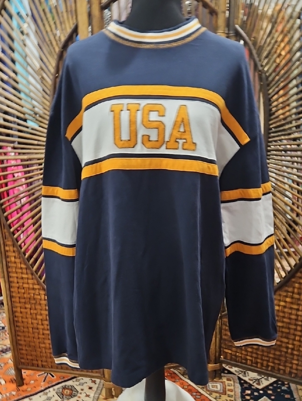 OLD COLLEGE INN Navy USA Appliqué Long Sleeve Sweatshirt.